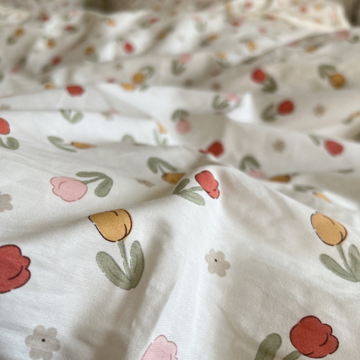 91家纺网 家纺一手货源 找家纺 棉生活家纺 2025新款全棉小清新花边款蕾丝四件套 郁金香