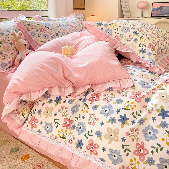 91家纺网 家纺一手货源 找家纺 棉生活家纺 2025新款全棉小清新花边款蕾丝四件套 春日田田