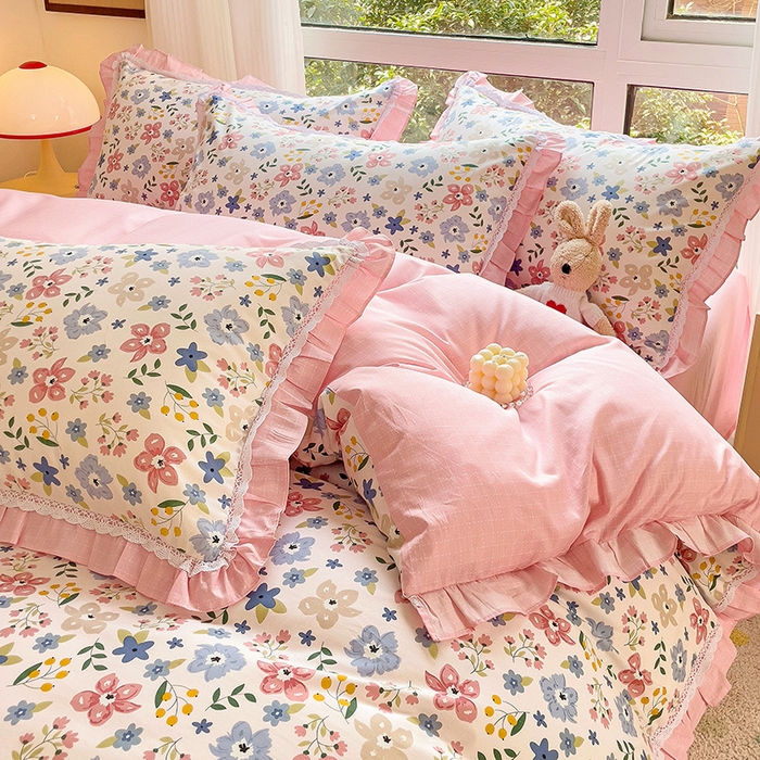 91家纺网 家纺一手货源 找家纺 棉生活家纺 2025新款全棉小清新花边款蕾丝四件套 春日田田