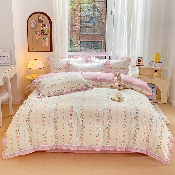 91家纺网 家纺一手货源 找家纺 棉生活家纺 2025新款全棉小清新花边款蕾丝四件套 花野兔