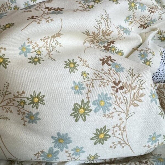 91家纺网 家纺一手货源 找家纺 棉生活家纺 2025新款全棉小清新花边款蕾丝四件套 游花间