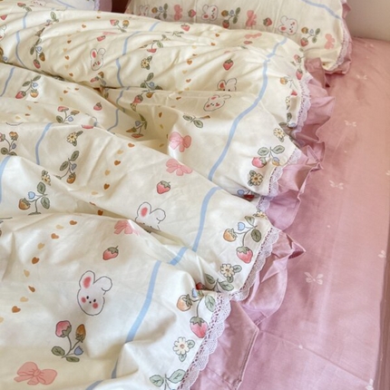 91家纺网 家纺一手货源 找家纺 棉生活家纺 2025新款全棉小清新花边款蕾丝四件套 花野兔