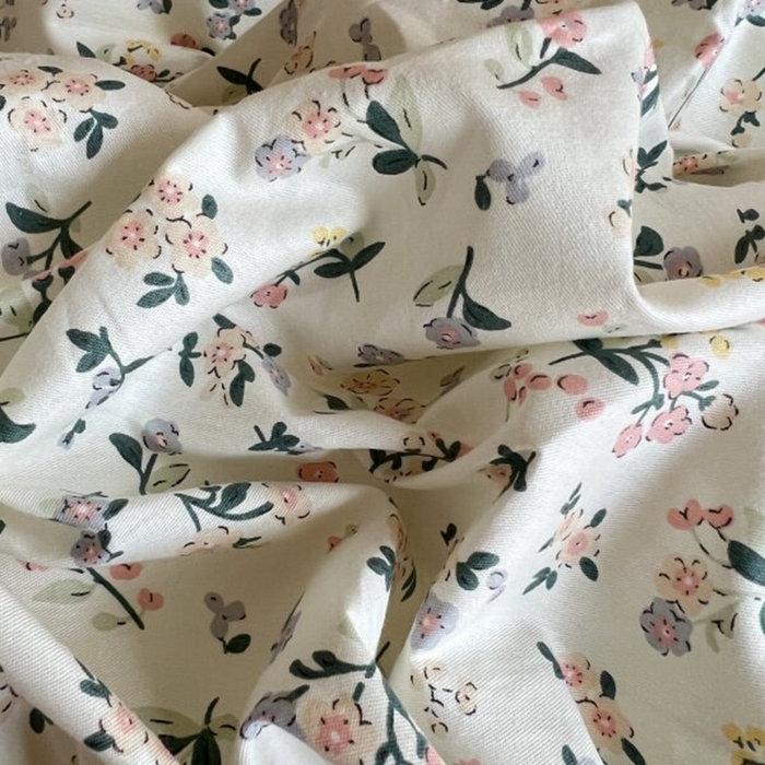 91家纺网 家纺一手货源 找家纺 棉生活家纺 2025新款全棉小清新花边款蕾丝四件套 田园生活