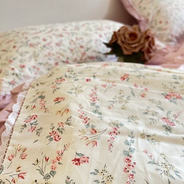 91家纺网 家纺一手货源 找家纺 棉生活家纺 2025新款全棉小清新花边款蕾丝四件套 百花园