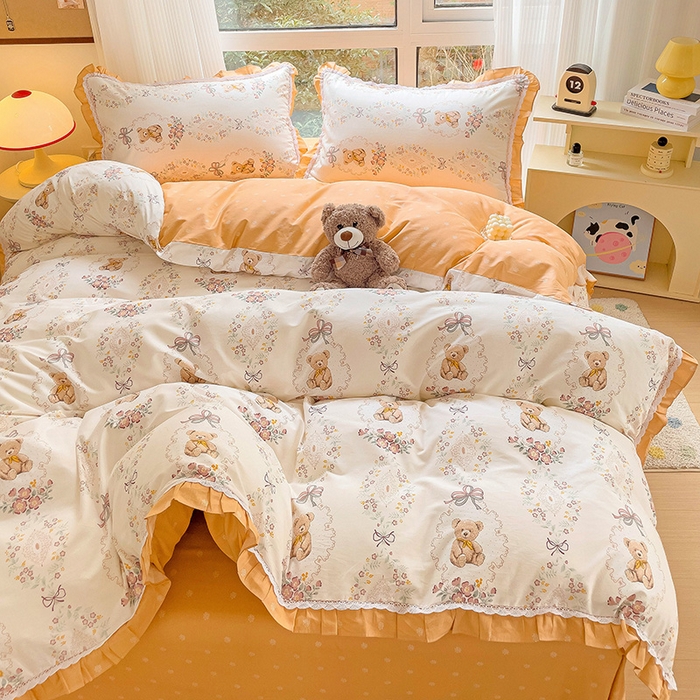 91家纺网 家纺一手货源 找家纺 棉生活家纺 2025新款全棉小清新花边款蕾丝四件套 咕嘟小熊