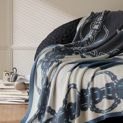 2025新款羊毛混纺欧式提花毯-沃格最低零售价168元 沃格-蓝色