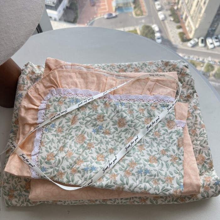 91家纺网 家纺一手货源 找家纺 棉生活家纺 2025新款全棉小清新花边款蕾丝四件套 花晓