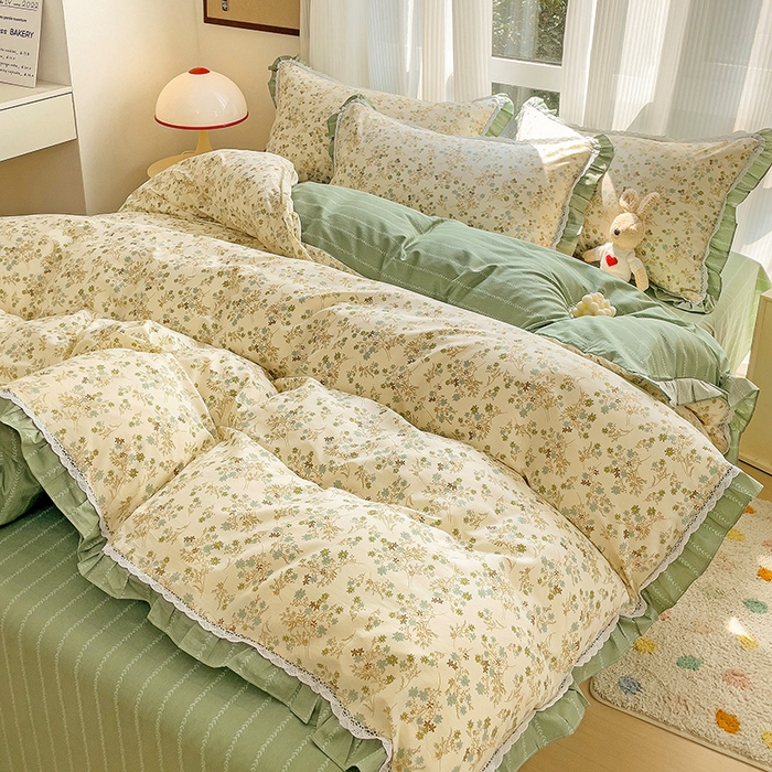 91家纺网 家纺一手货源 找家纺 棉生活家纺 2025新款全棉小清新花边款蕾丝四件套 游花间