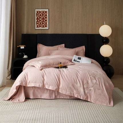 雲归梦 2025新款全棉加厚磨毛绣花宽边工艺四件套-璀璨人生 璀璨人生-浅粉