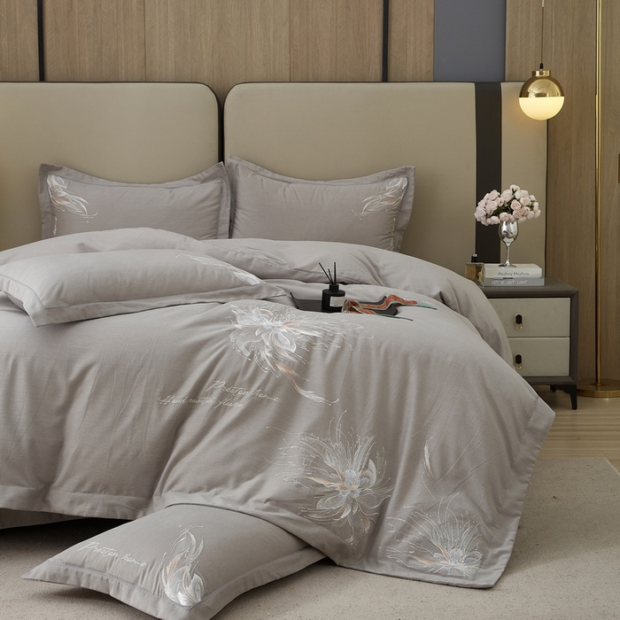 91家纺网 家纺一手货源 找家纺 雲归梦 2025新款全棉加厚磨毛绣花宽边工艺四件套-叶语情深 叶语情深-灰