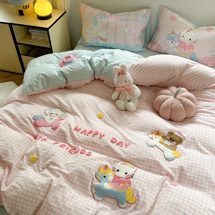 91家纺网 家纺一手货源 找家纺 柚子YOUTH 2025新款水洗棉条格毛巾绣四件套 木马kitty