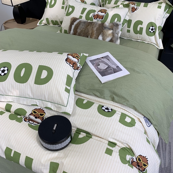 91家纺网 家纺一手货源 找家纺 莱豫家纺 2025新款全棉生态磨毛加厚全棉四件套 字母狗狗