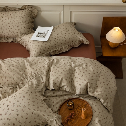 91家纺网 家纺一手货源 找家纺 （总）绫韵家纺 2025春夏新款法式碎花系母婴级全棉A类双层纱花边款纯棉四件套