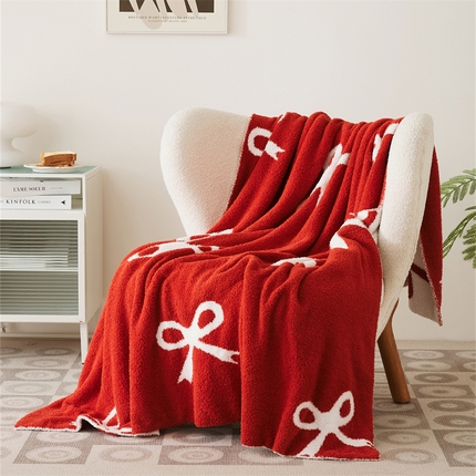 91家纺网 家纺一手货源 找家纺 （总）暖绵绵家纺 2025新款半边绒系列盖毯披肩毯毯子-代芙（最低零售价:161元）