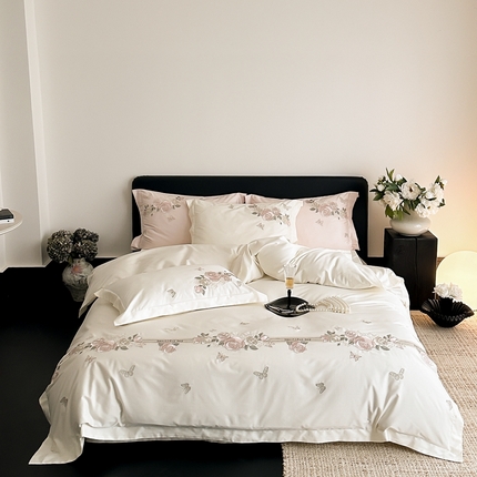 91家纺网 家纺一手货源 找家纺 （总）佳汐蓝家纺 2025新款100支澳棉刺绣宽边四件套-花非花