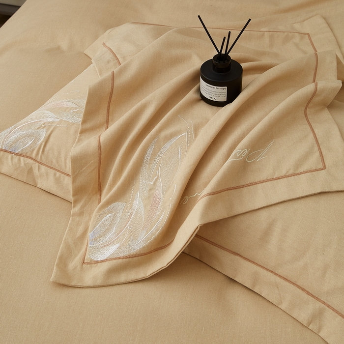 91家纺网 家纺一手货源 找家纺 雲归梦 2025新款全棉加厚磨毛绣花宽边工艺四件套-叶语情深 叶语情深-棕