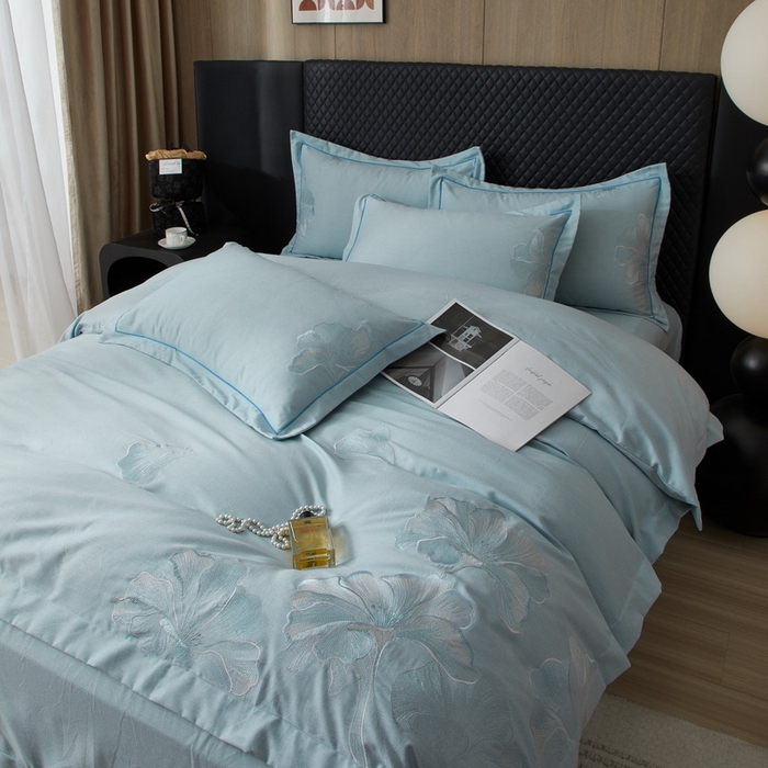 91家纺网 家纺一手货源 找家纺 雲归梦 2025新款全棉加厚磨毛绣花宽边工艺四件套-璀璨人生 璀璨人生-兰绿