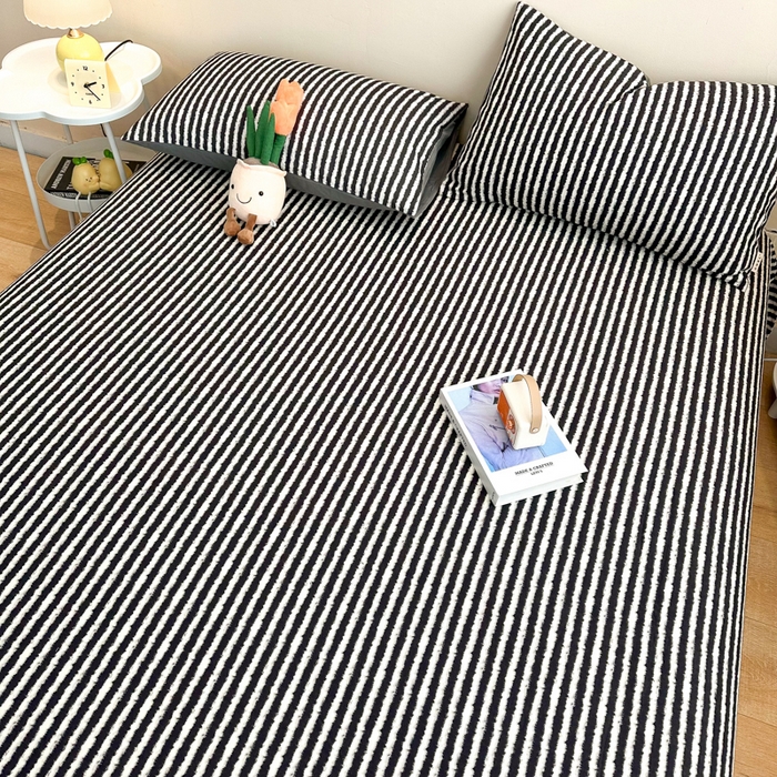 91家纺网 家纺一手货源 找家纺 简宜家居（朝初家纺） 2025新款A版纯棉全棉磨毛单床单 墨羽逸风