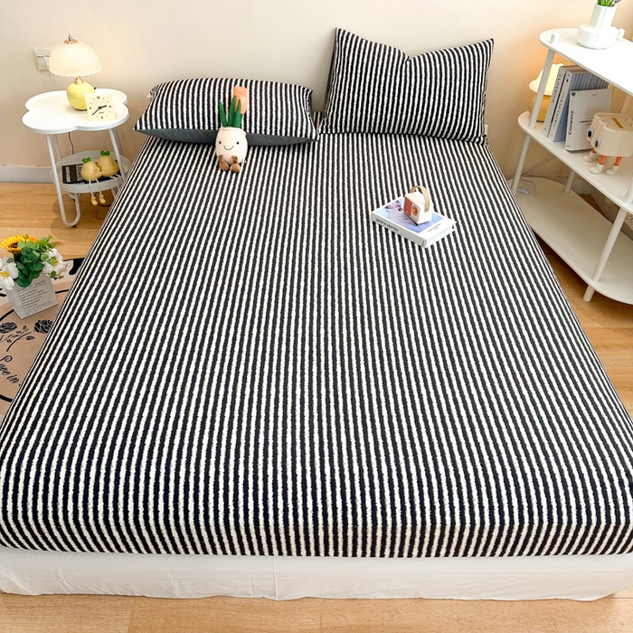 91家纺网 家纺一手货源 找家纺 简宜家居（朝初家纺） 2025新款A版纯棉全棉磨毛单床笠 墨羽逸风