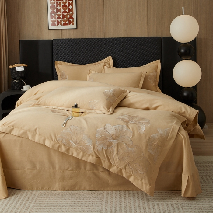 91家纺网 家纺一手货源 找家纺 雲归梦 2025新款全棉加厚磨毛绣花宽边工艺四件套-璀璨人生 璀璨人生-浅棕