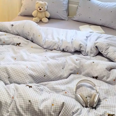 91家纺网 家纺一手货源 找家纺 玉海棠家纺 2025新款针织双层纱四件套 波点马