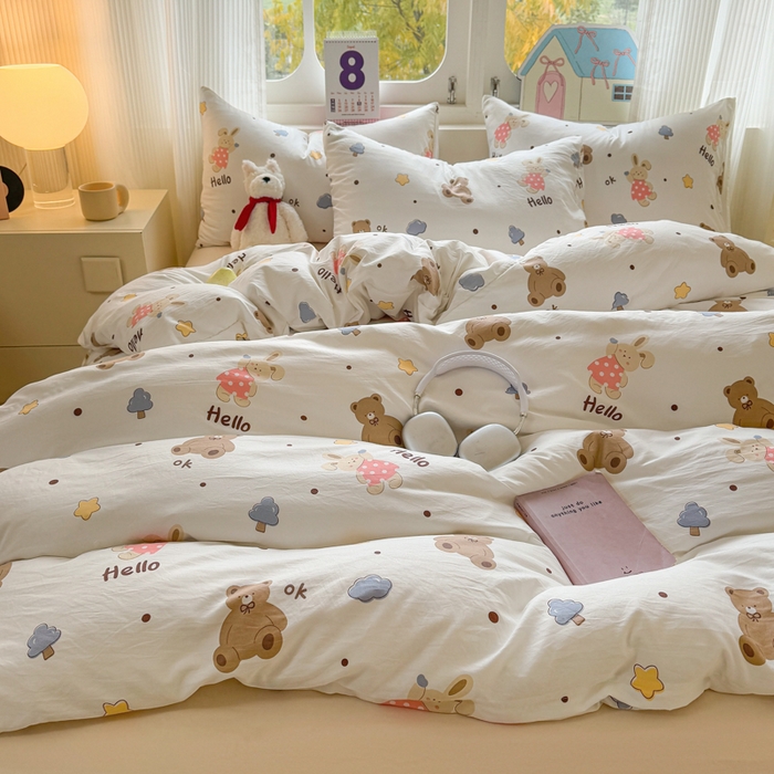 91家纺网 家纺一手货源 找家纺 温眠 2025新款亲肤柔软卡通印花水洗棉四件套 巴萨熊