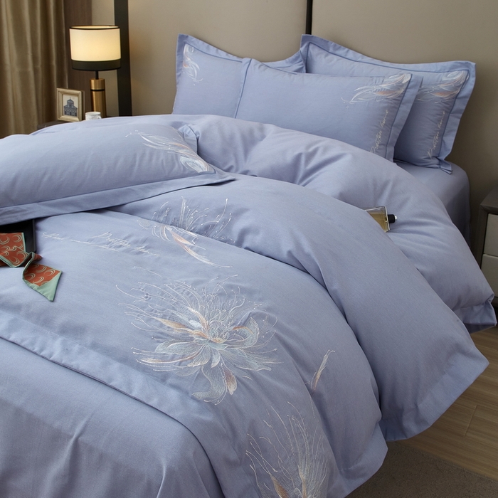 91家纺网 家纺一手货源 找家纺 雲归梦 2025新款全棉加厚磨毛绣花宽边工艺四件套-叶语情深 叶语情深-浅蓝