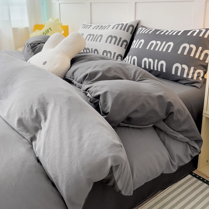 91家纺网 家纺一手货源 找家纺 海岛哥哥 2025新款设计师款双拼纯色+大版枕套系列四件套 双拼-气质灰miu