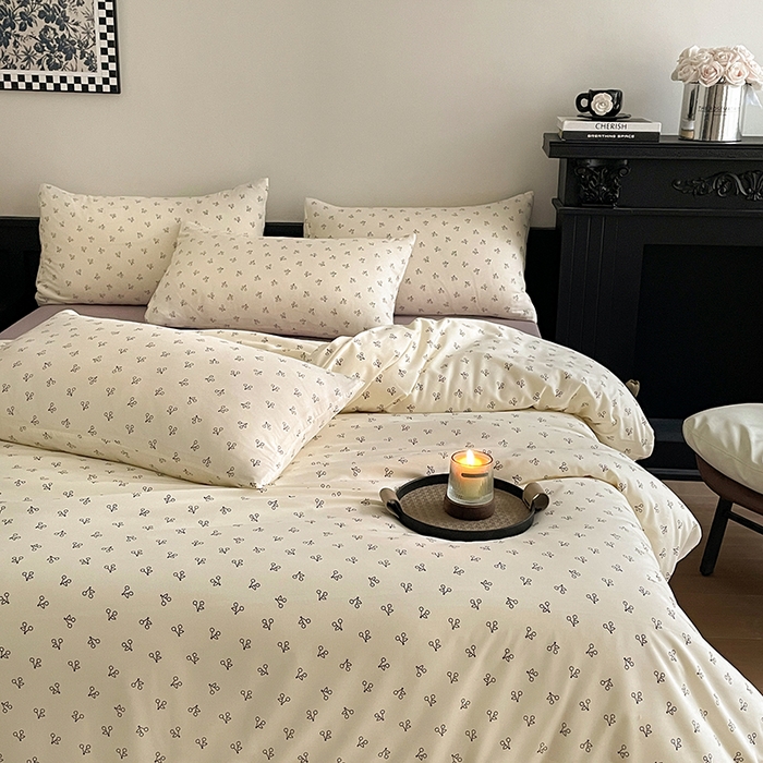 91家纺网 家纺一手货源 找家纺 仟网汇 2025新款小清新有氧针织棉双层纱系列四件套 线条樱桃