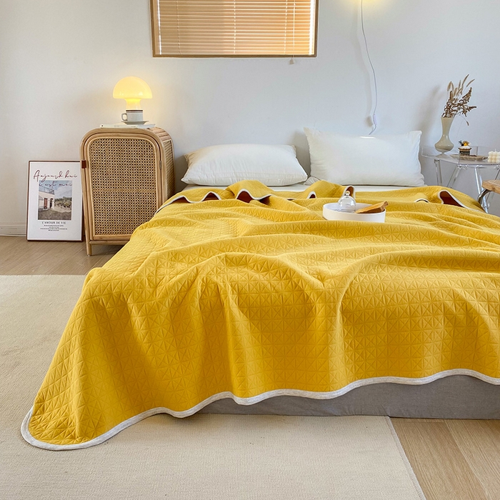 91家纺网 家纺一手货源 找家纺 尺素 2025新款针织棉夏被系列-莫兰迪 莫兰迪-姜黄