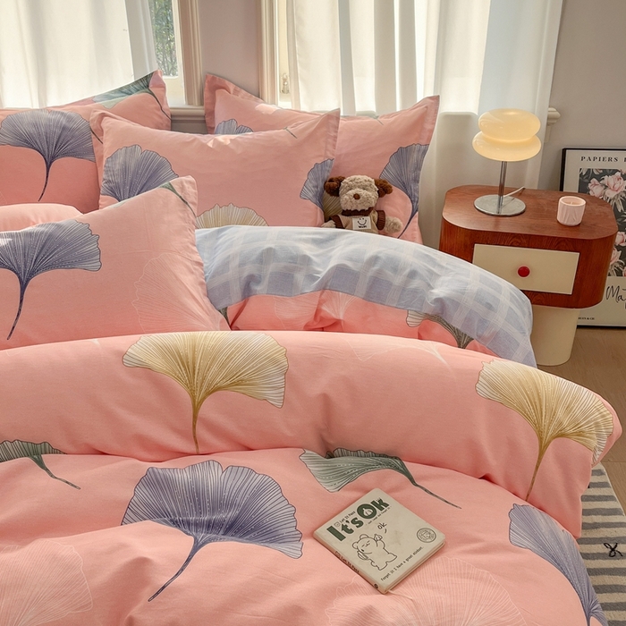 91家纺网 家纺一手货源 找家纺 菲梵家纺 2025新款小清新喷气印花全棉单品被套 今秋杉叶