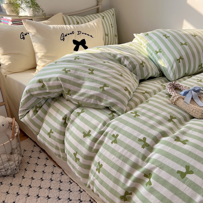 91家纺网 家纺一手货源 找家纺 桃心家居 2025新款A类亲肤舒适软糯云柔水洗棉毛巾绣奶油可爱蝴蝶结水洗棉系列四件套 云柔水洗棉-奶油蝴蝶结绿绿