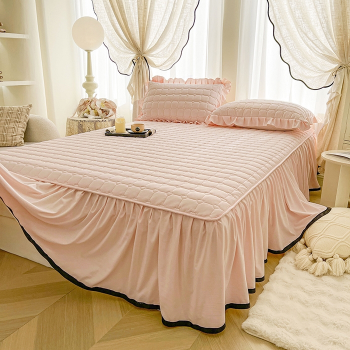 91家纺网 家纺一手货源 找家纺 笠裙家纺 2025新款防水款A类原棉水洗棉夹大豆棉加厚床裙-爱格系列 爱格-玫瑰粉