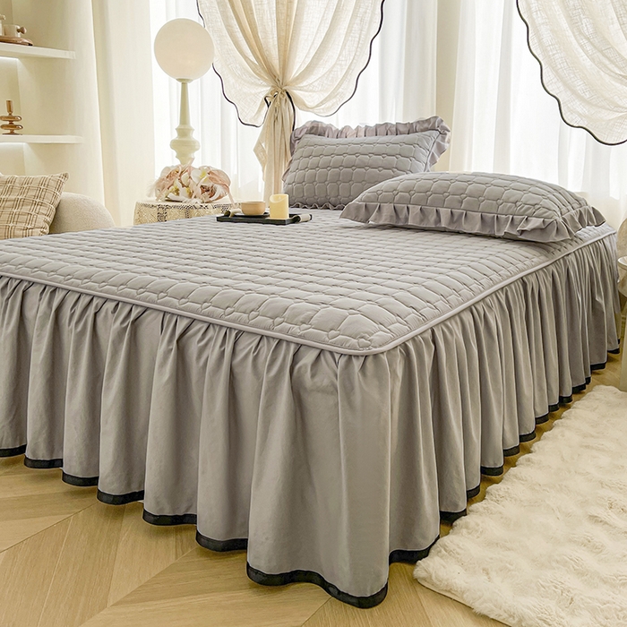 91家纺网 家纺一手货源 找家纺 笠裙家纺 2025新款防水款A类原棉水洗棉夹大豆棉加厚床裙-爱格系列 爱格-浅灰