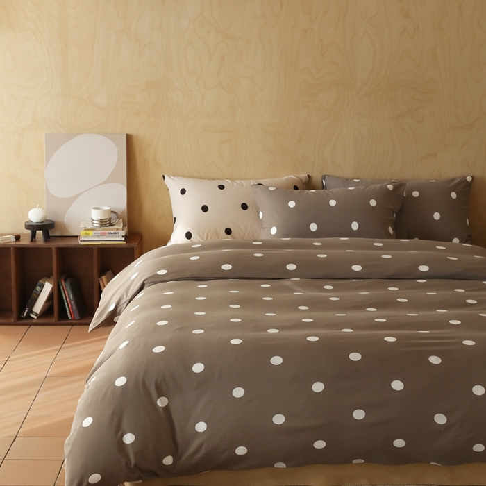 91家纺网 家纺一手货源 找家纺 梦可莱家居 2025新款全棉针织四件套【加大系列】 波点咖啡