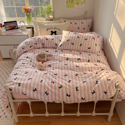 桃心家居 2025新款A类亲肤舒适软糯云柔水洗棉毛巾绣奶油可爱蝴蝶结水洗棉系列四件套 云柔水洗棉-奶油蝴蝶结粉黑