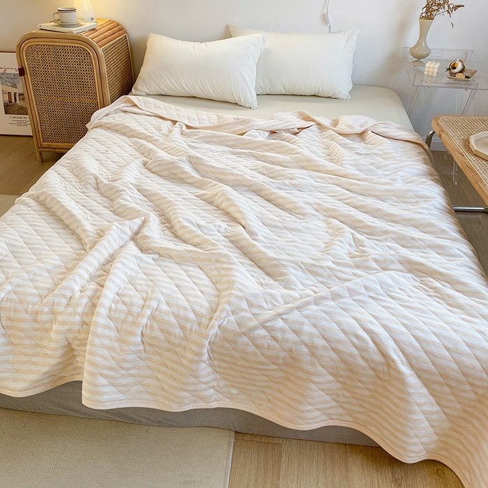 91家纺网 家纺一手货源 找家纺 尺素 2025新款针织棉夏被系列-条纹 条纹黄