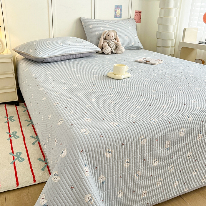 91家纺网 家纺一手货源 找家纺 沐纯家居  2025新款40支双面纯棉印花床盖三件套 皮皮狗