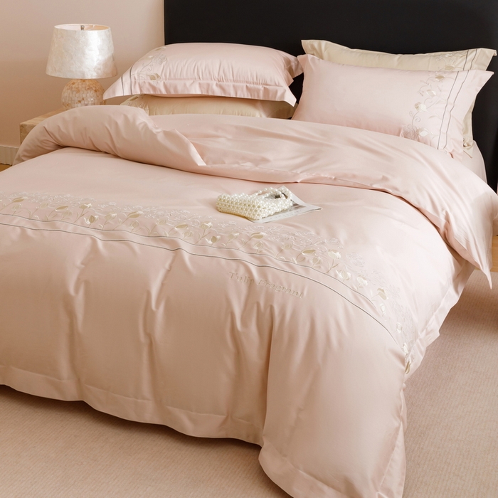 91家纺网 家纺一手货源 找家纺 艾莱家纺 2025新款A类100支长绒棉纯棉四件套-郁金香 郁金香-珍珠粉