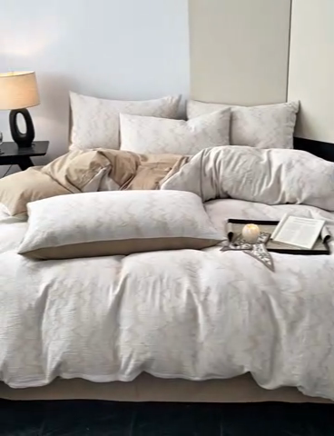 91家纺网 家纺一手货源 找家纺 ab家纺 2025新款全棉三层纱小提花四件套 素影-咖