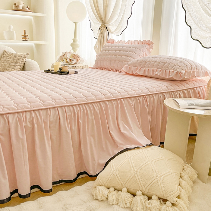 91家纺网 家纺一手货源 找家纺 笠裙家纺 2025新款防水款A类原棉水洗棉夹大豆棉加厚床裙-爱格系列 爱格-玫瑰粉