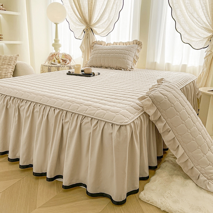 91家纺网 家纺一手货源 找家纺 笠裙家纺 2025新款防水款A类原棉水洗棉夹大豆棉加厚床裙-爱格系列 爱格-浅咖