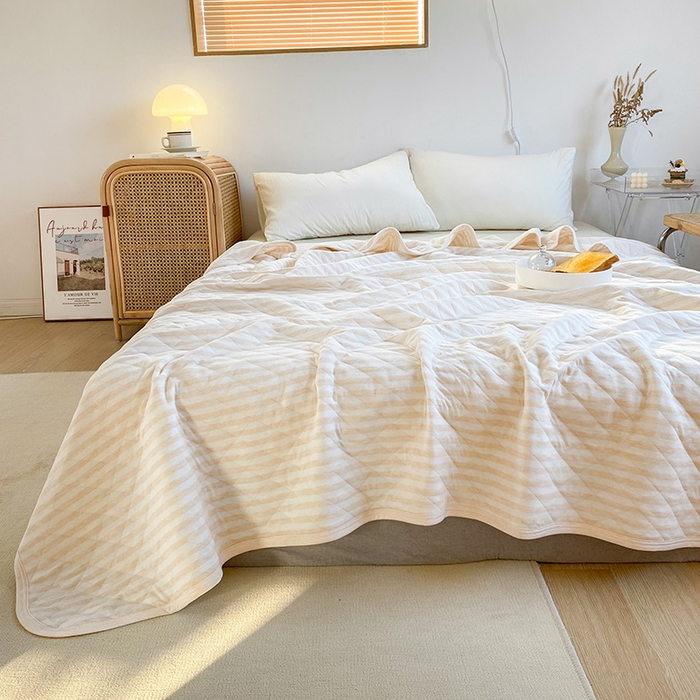 91家纺网 家纺一手货源 找家纺 尺素 2025新款针织棉夏被系列-条纹 条纹黄