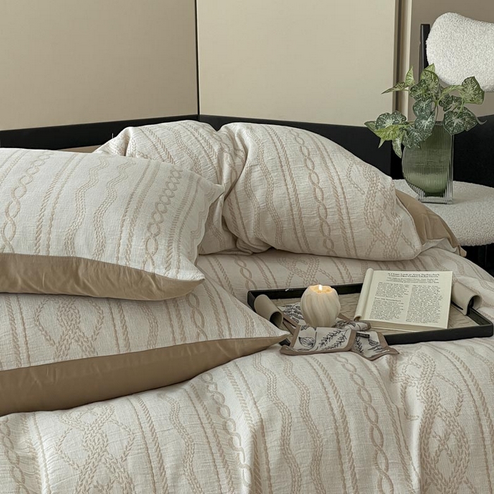 91家纺网 家纺一手货源 找家纺 ab家纺 2025新款全棉三层纱小提花四件套 暖阳-咖