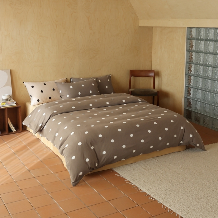 91家纺网 家纺一手货源 找家纺 梦可莱家居 2025新款全棉针织四件套【加大系列】 波点咖啡