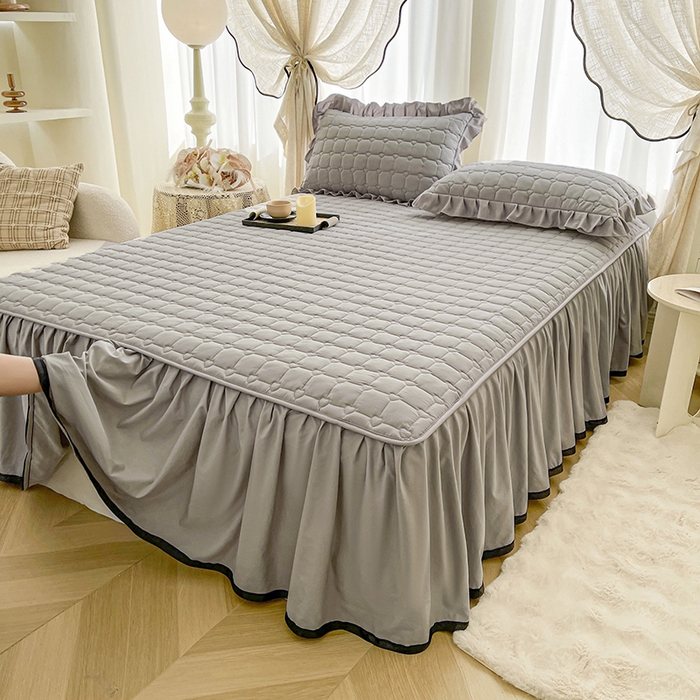 91家纺网 家纺一手货源 找家纺 笠裙家纺 2025新款防水款A类原棉水洗棉夹大豆棉加厚床裙-爱格系列 爱格-浅灰