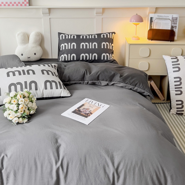 91家纺网 家纺一手货源 找家纺 海岛哥哥 2025新款设计师款双拼纯色+大版枕套系列四件套 双拼-气质灰miu