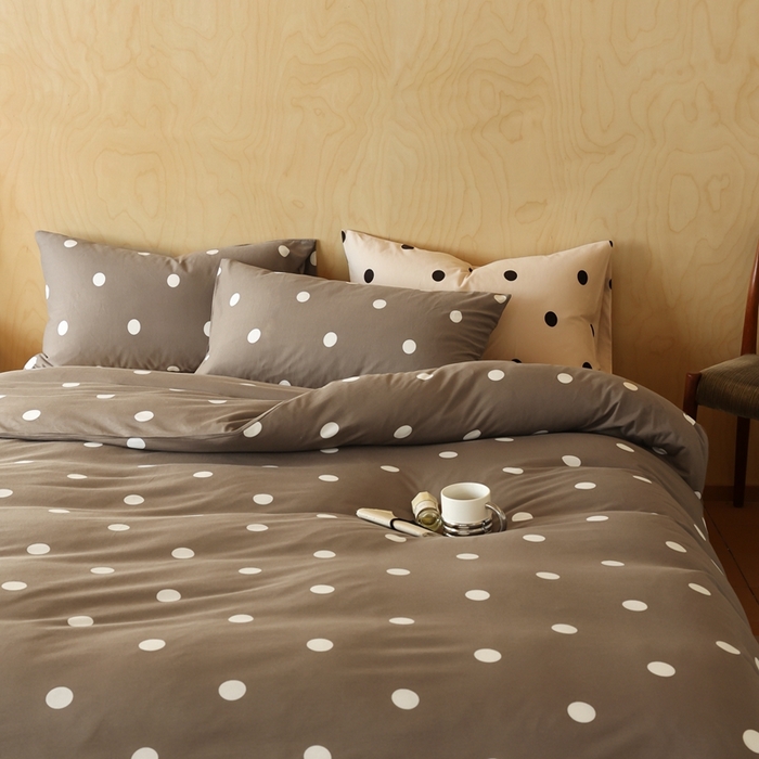 91家纺网 家纺一手货源 找家纺 梦可莱家居 2025新款全棉针织四件套【加大系列】 波点咖啡