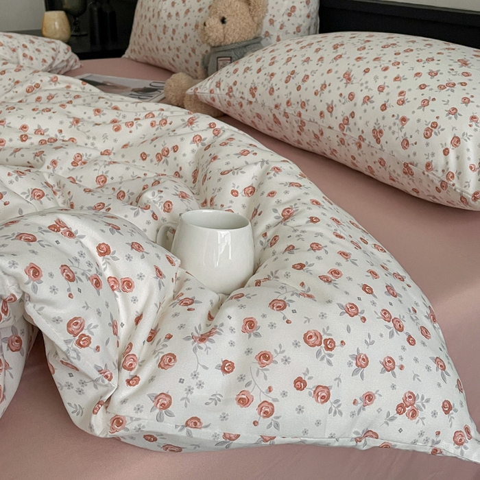 91家纺网 家纺一手货源 找家纺 仟网汇 2025新款小清新有氧针织棉双层纱系列四件套 勿忘我