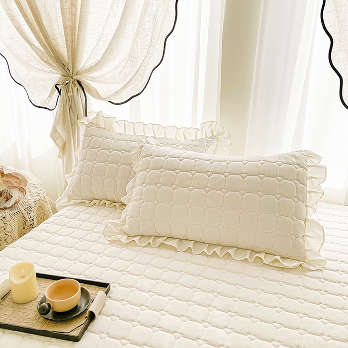 91家纺网 家纺一手货源 找家纺 笠裙家纺 2025新款防水款A类原棉水洗棉夹大豆棉加厚床裙-爱格系列 爱格-米白